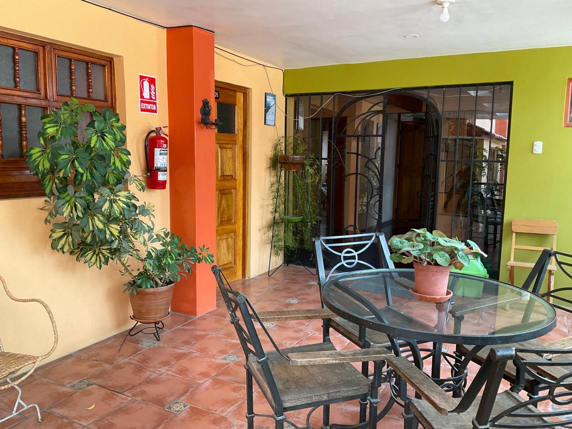 La Casa De Zarela Hotel Huaraz  Exterior photo