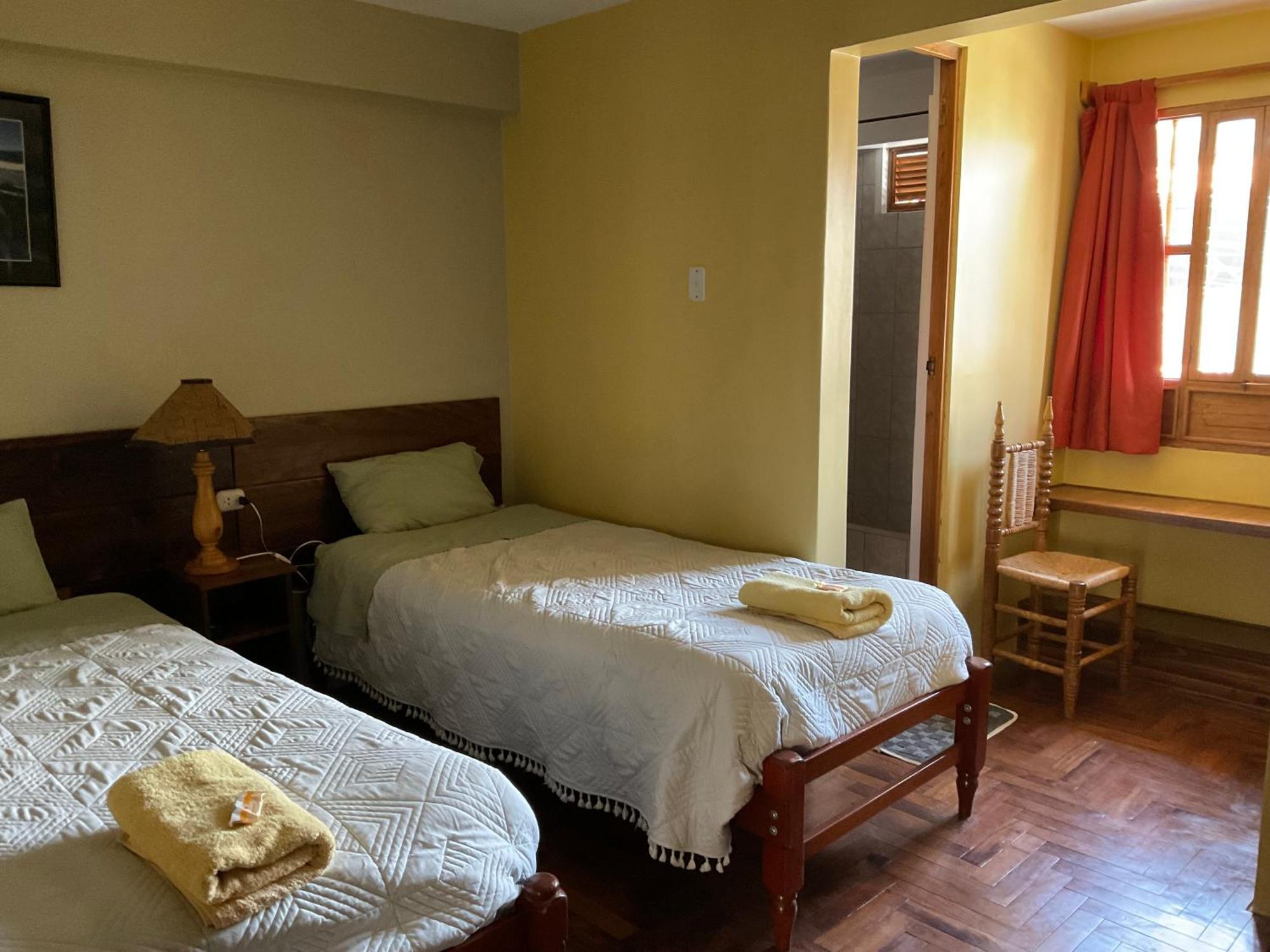 La Casa De Zarela Hotel Huaraz  Exterior photo